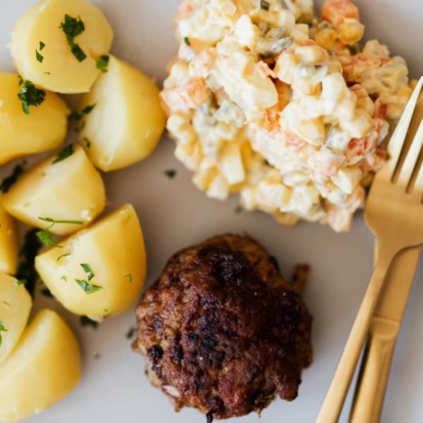 pexels-karolina-grabowska-4210861